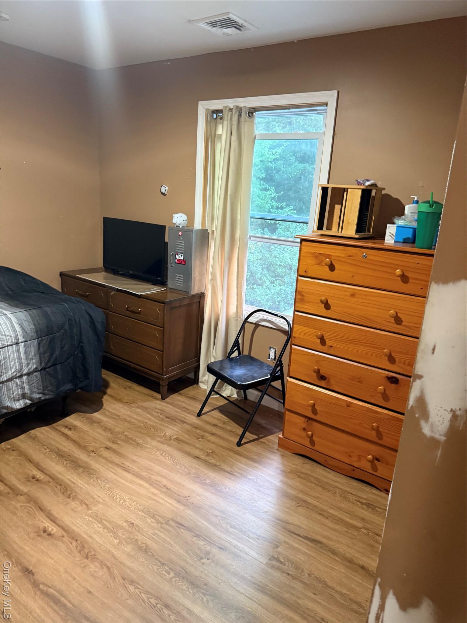 Single Family Hickory  Suffolk County, NY 11798, MLS-916018-10