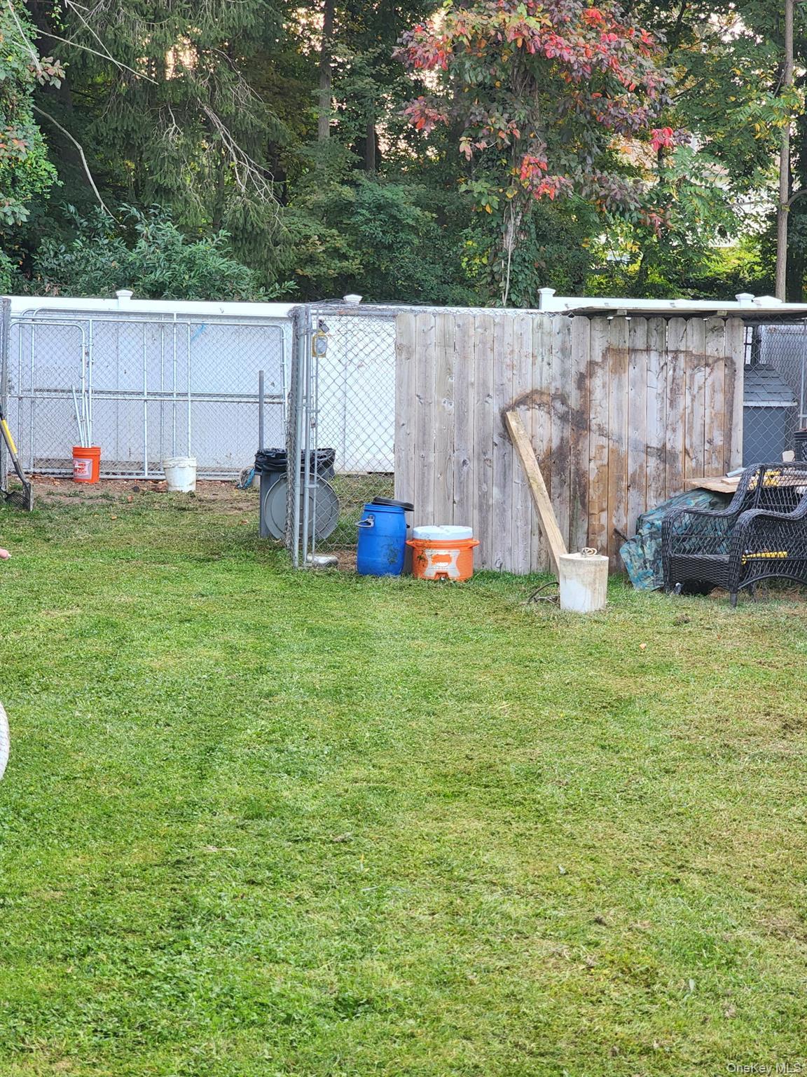 Single Family Hickory  Suffolk County, NY 11798, MLS-916018-4