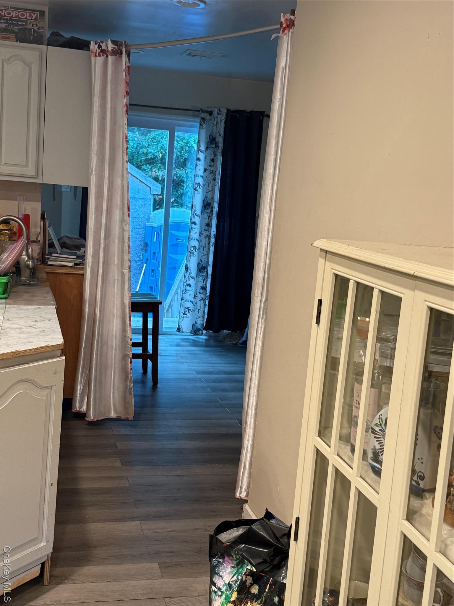 Single Family Hickory  Suffolk County, NY 11798, MLS-916018-7