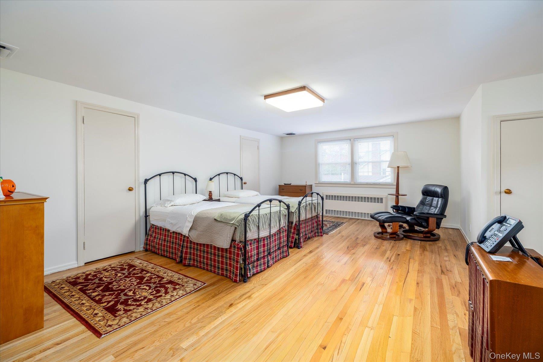 Single Family Atkinson  Nassau County, NY 11570, MLS-916028-34