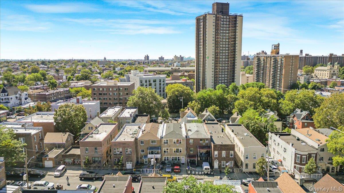 Single Family 214th  Bronx, NY 10467, MLS-916033-29