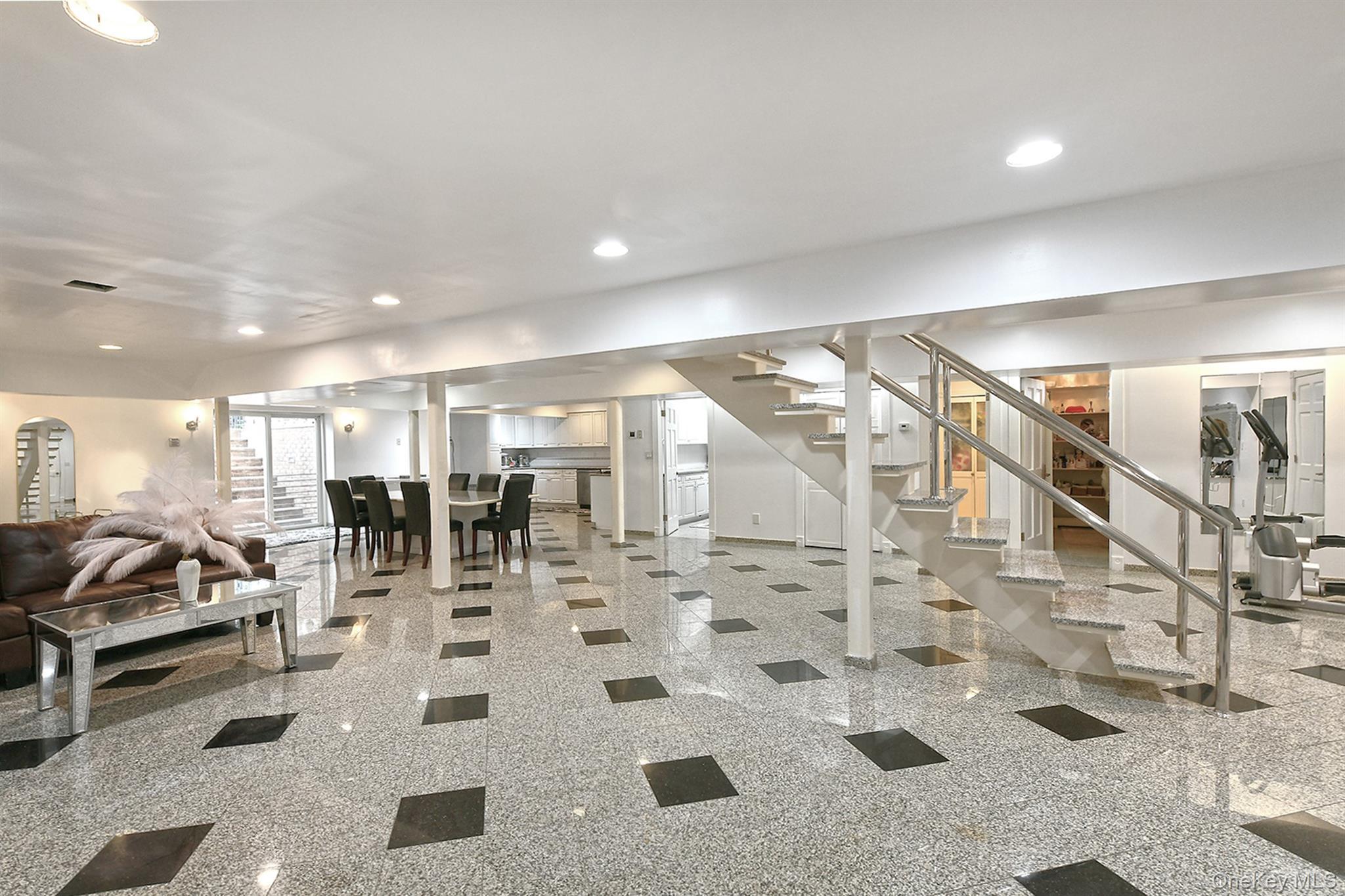 Single Family 158th Queens, NY 11414, MLS-916039-36