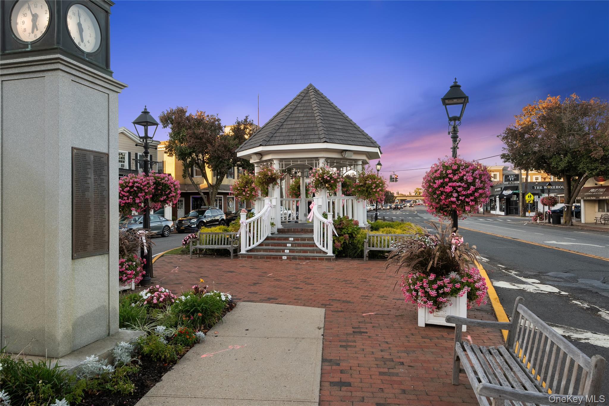 Single Family Hayes  Suffolk County, NY 11701, MLS-916040-38