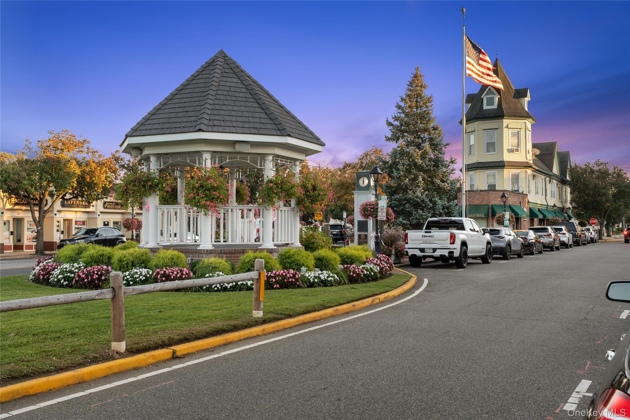 Single Family Hayes  Suffolk County, NY 11701, MLS-916040-39