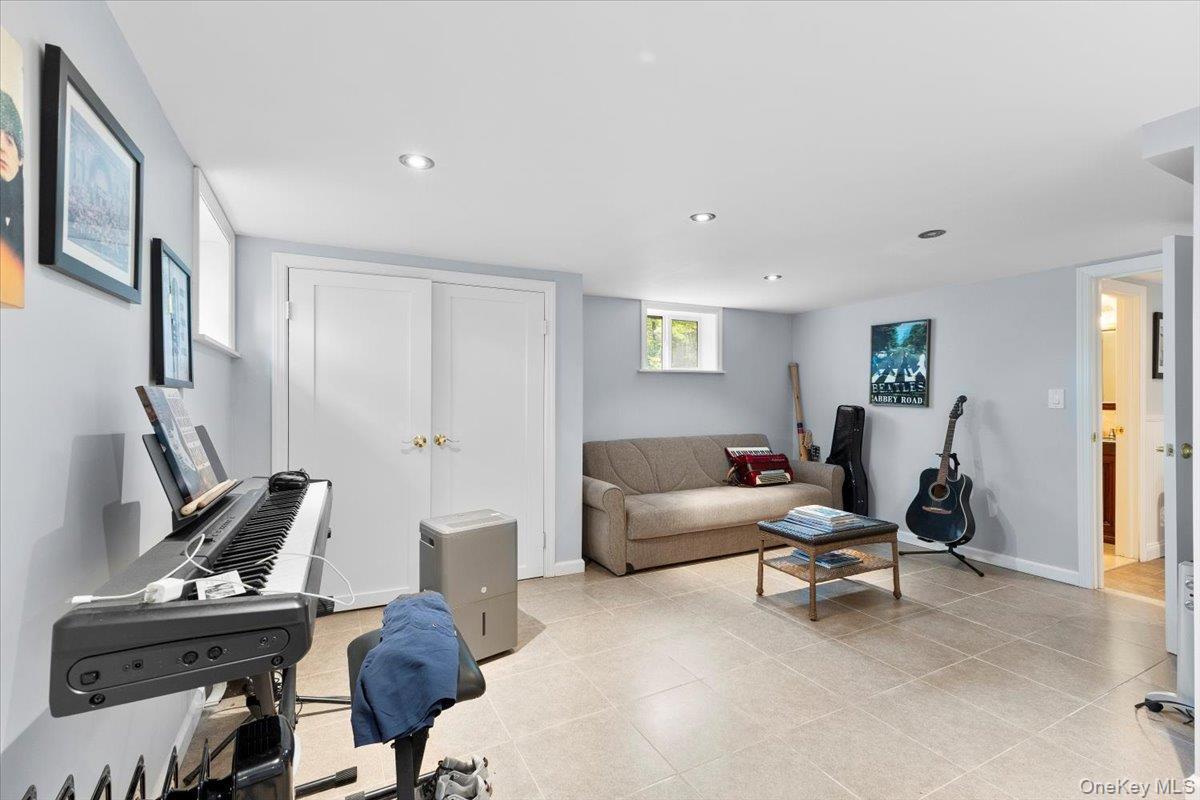 Single Family State Route 81  Greene County, NY 12083, MLS-916055-23