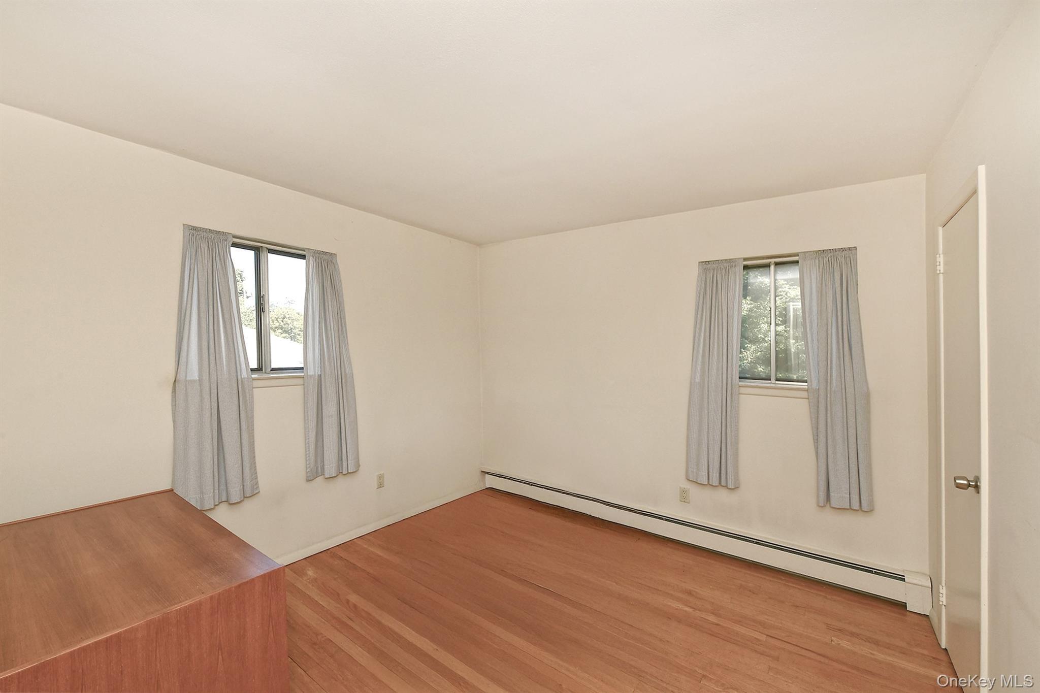 Single Family 3rd  Suffolk County, NY 11731, MLS-916068-10