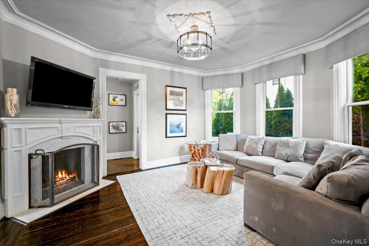 Single Family Broadway Rockland County, NY 10960, MLS-916103-10