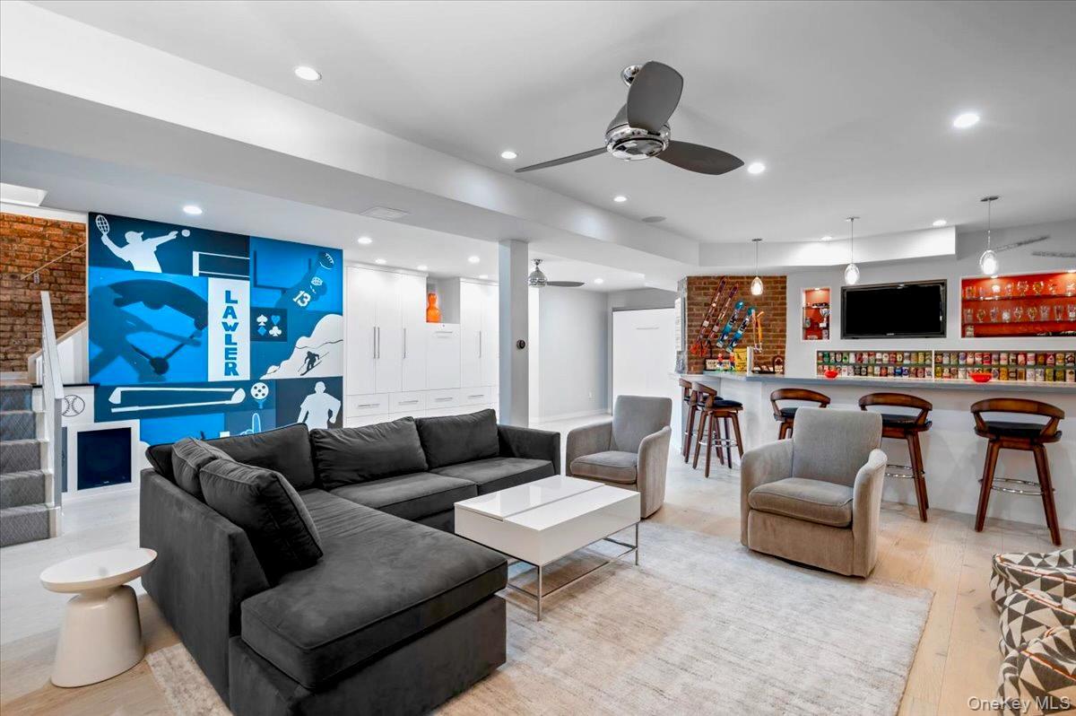 Single Family Broadway Rockland County, NY 10960, MLS-916103-21