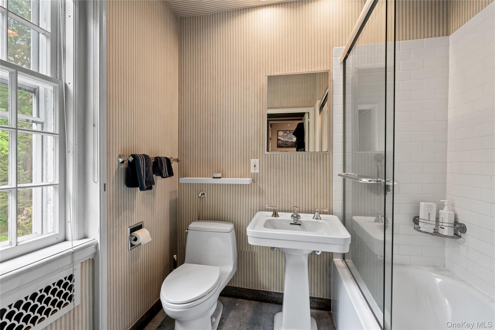 Single Family Wheatley Nassau County, NY 11568, MLS-916110-30