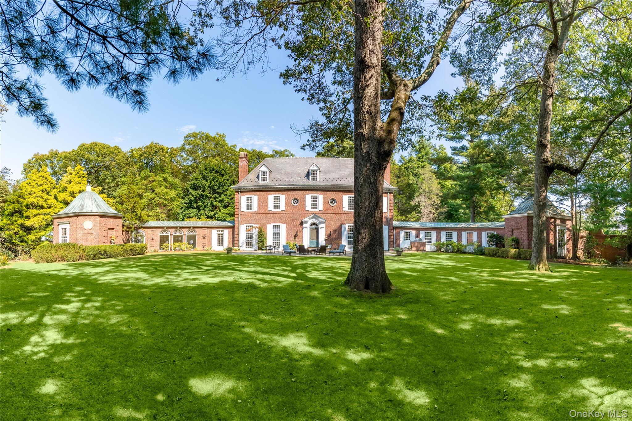 Single Family Wheatley  Nassau County, NY 11568, MLS-916110-40