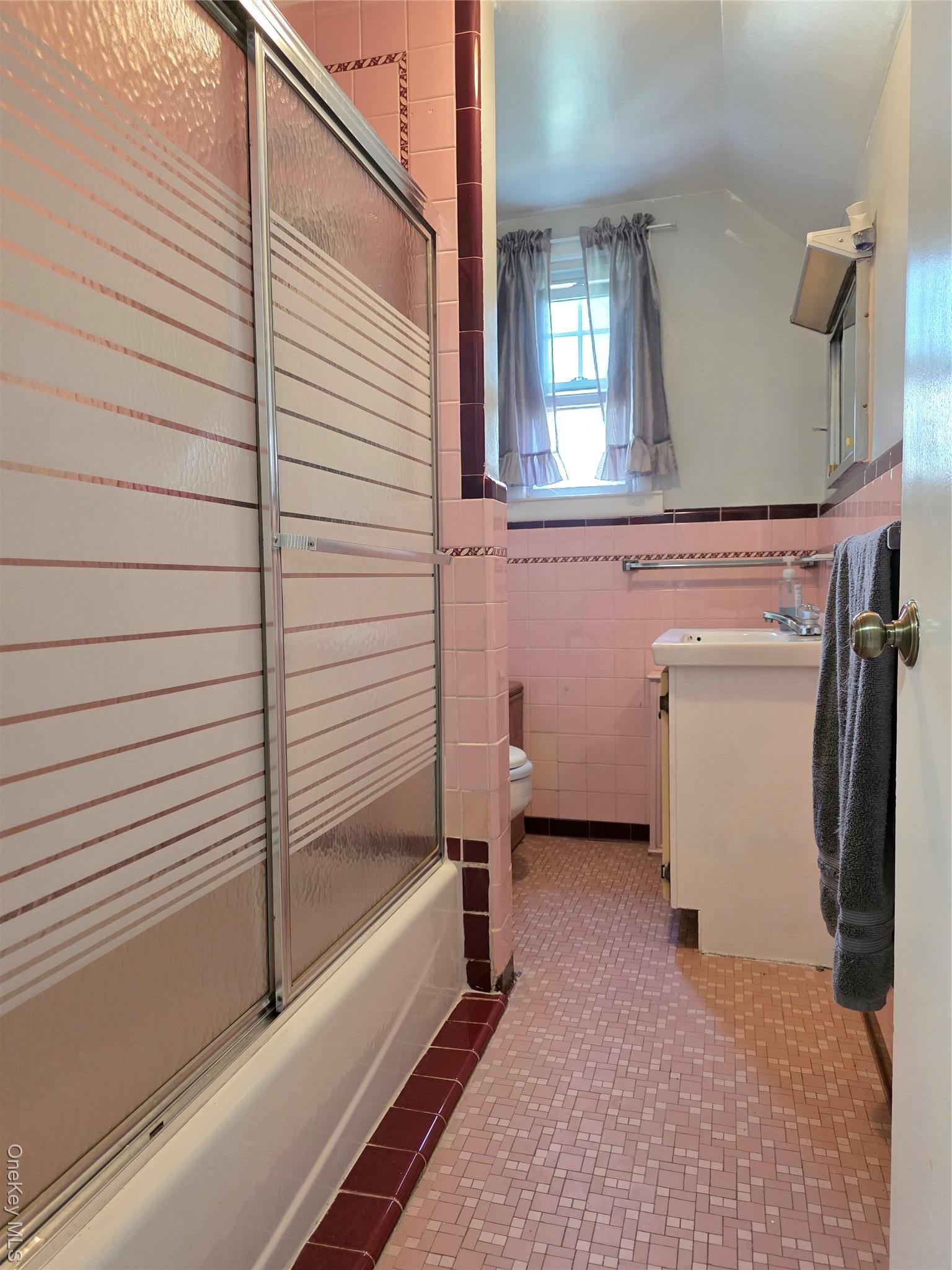 Single Family Lester Westchester County, NY 10543, MLS-916112-14