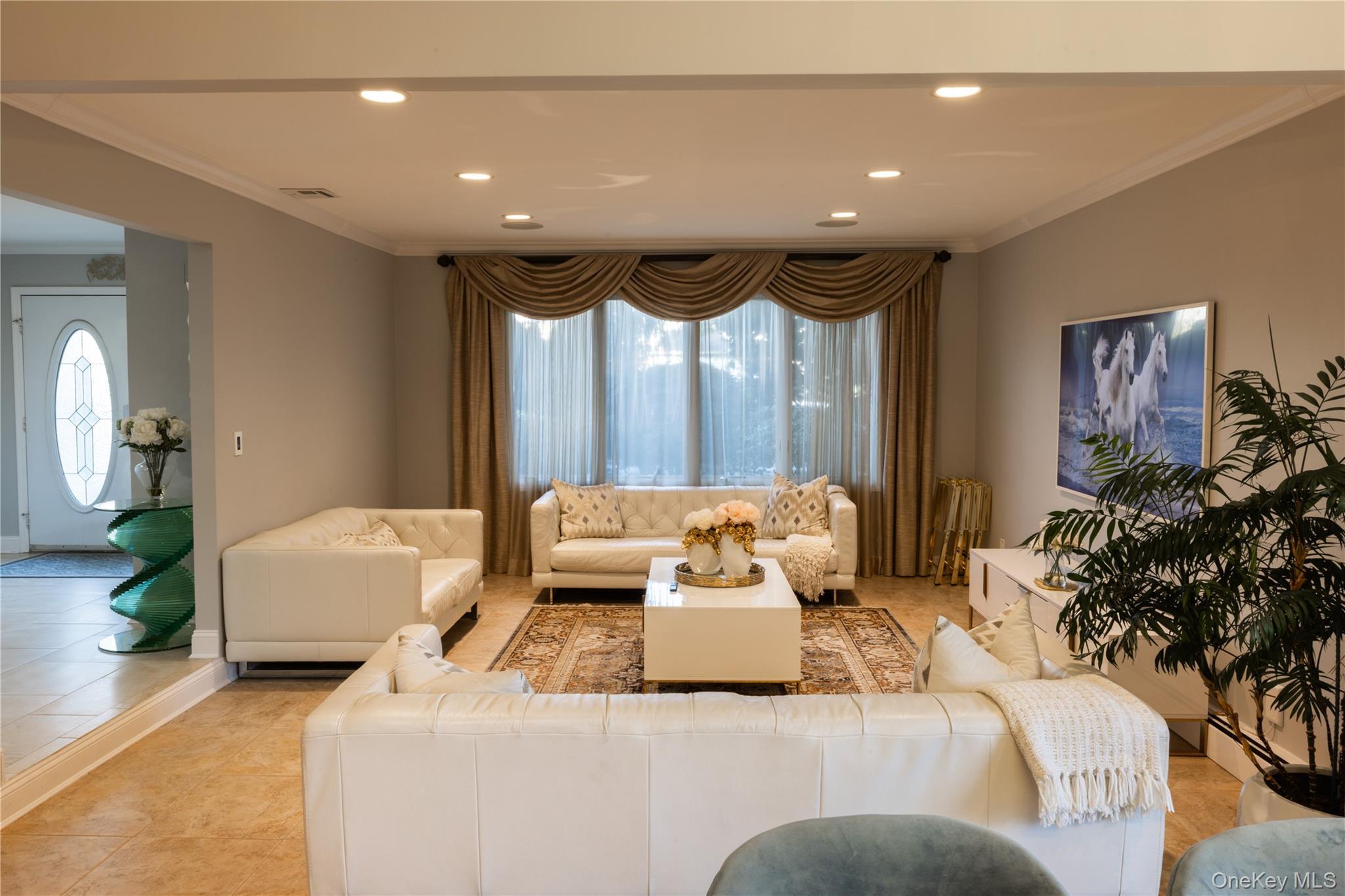 Single Family Jason Nassau County, NY 11710, MLS-916135-6