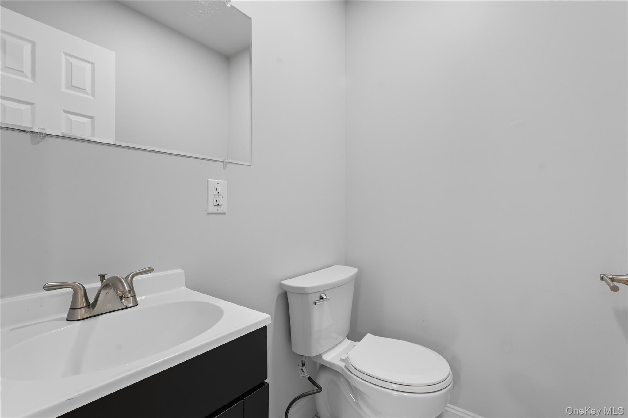 Single Family Bellwood  Suffolk County, NY 11720, MLS-916152-16