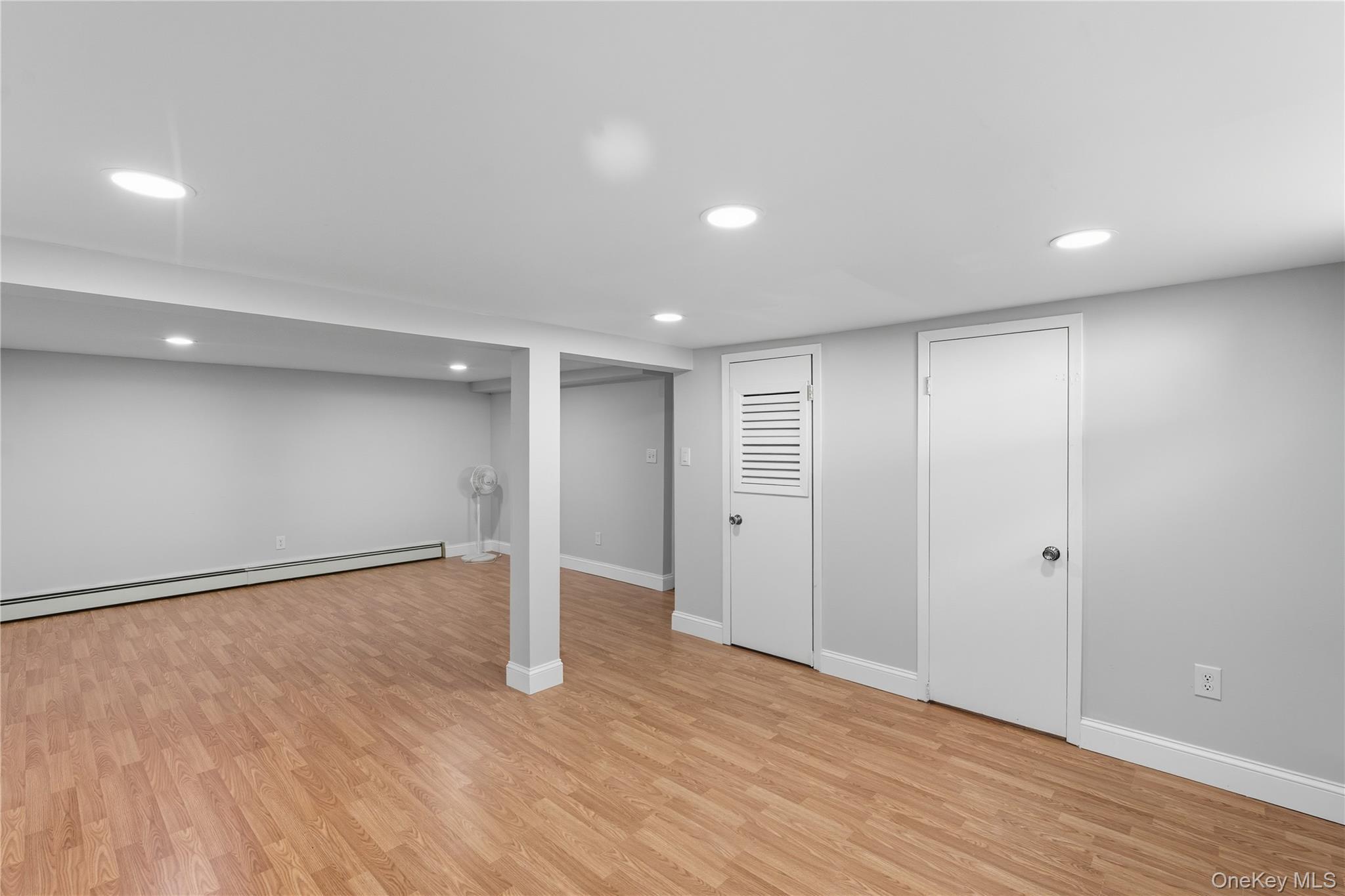 Single Family Bellwood  Suffolk County, NY 11720, MLS-916152-24