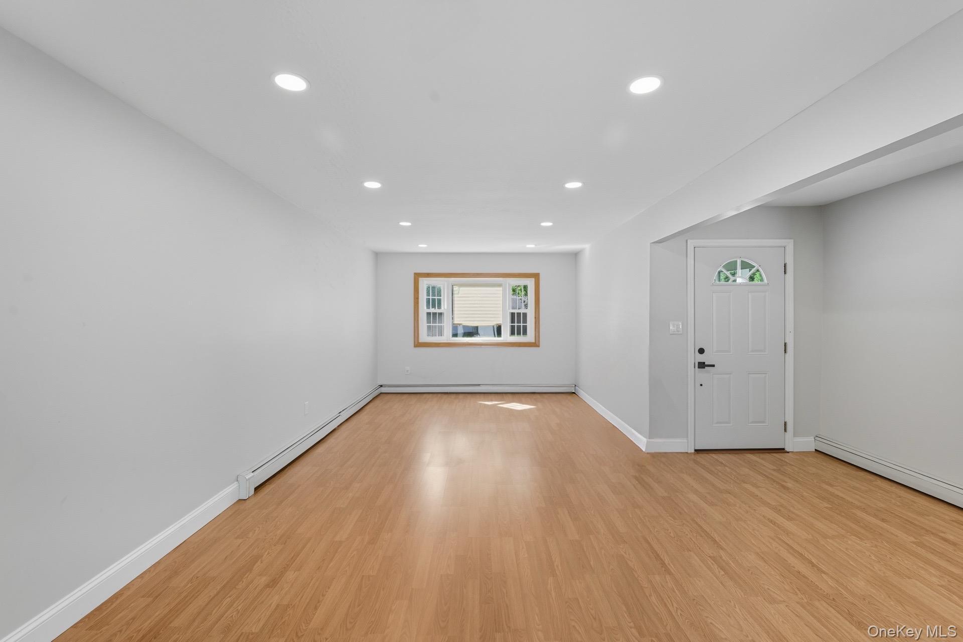 Single Family Bellwood  Suffolk County, NY 11720, MLS-916152-8