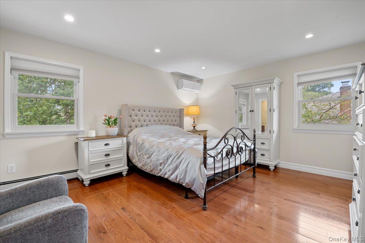 Single Family Mellow Nassau County, NY 11753, MLS-916157-14