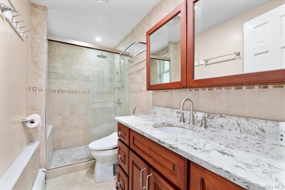 Single Family Mellow Nassau County, NY 11753, MLS-916157-23