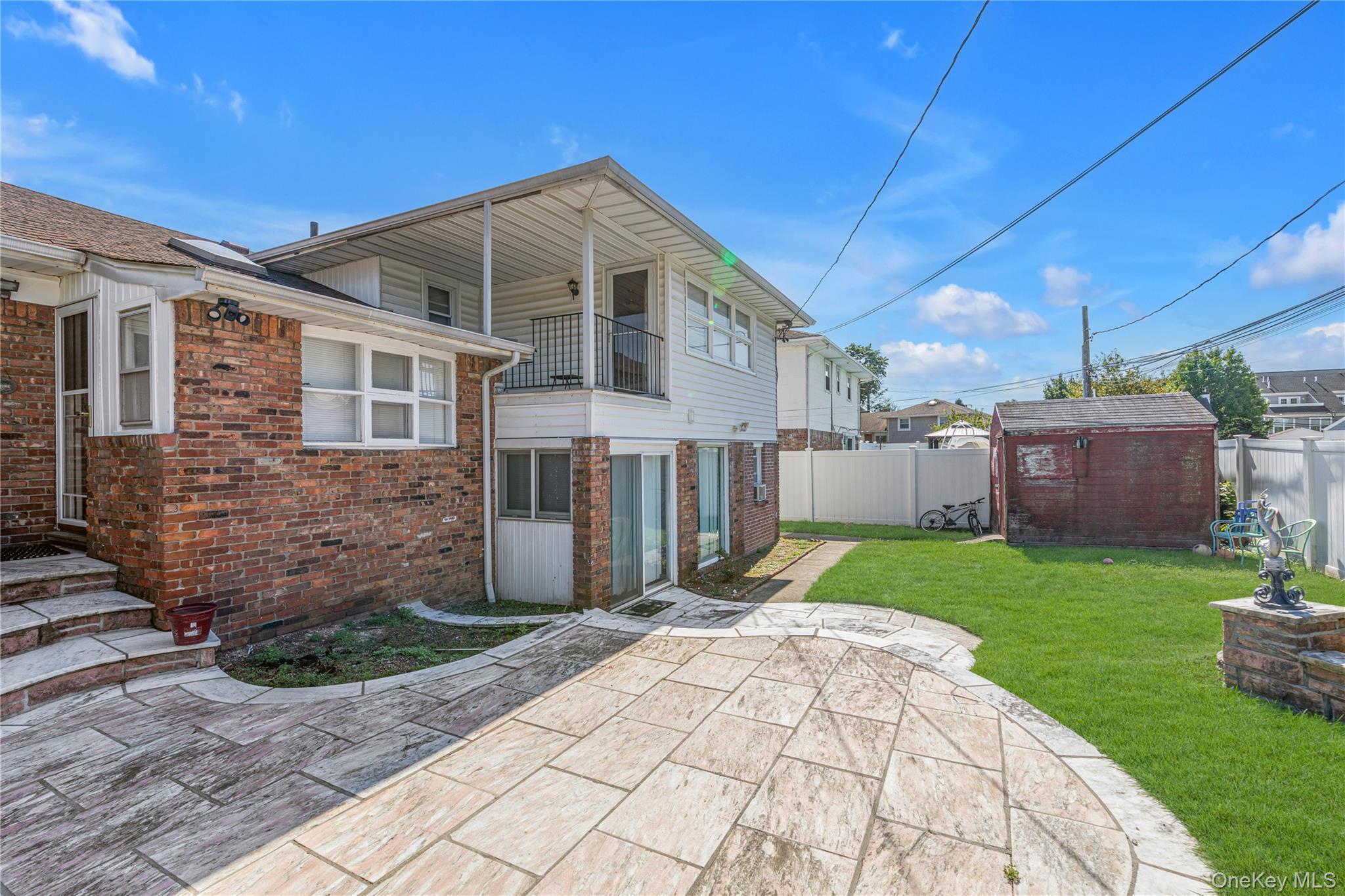 Single Family Rosalie  Nassau County, NY 11554, MLS-916160-24