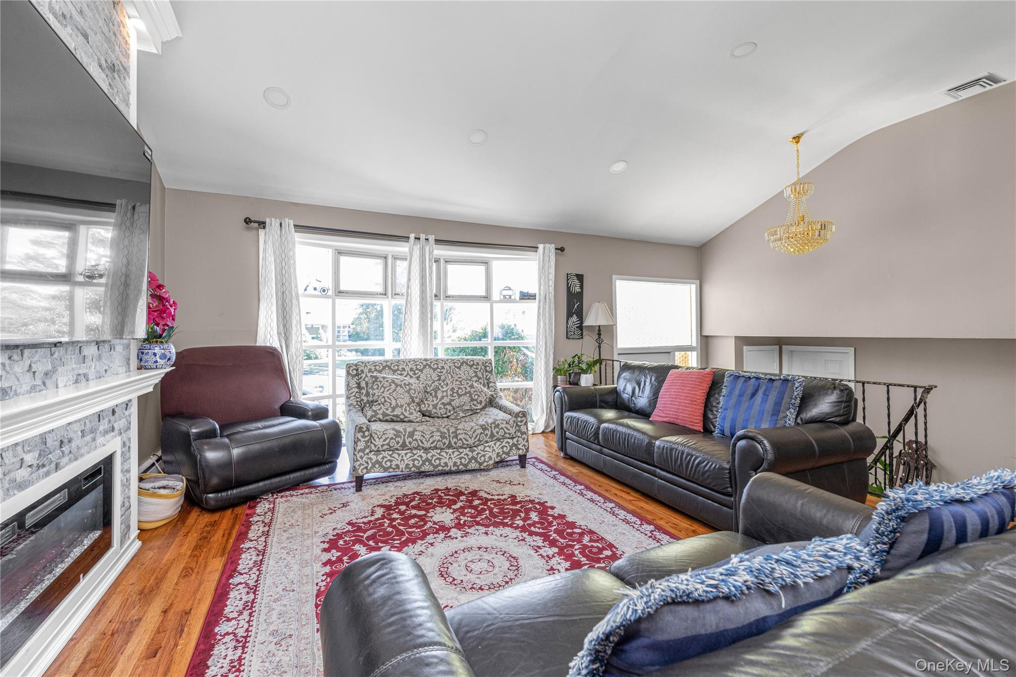 Single Family Rosalie Nassau County, NY 11554, MLS-916160-4