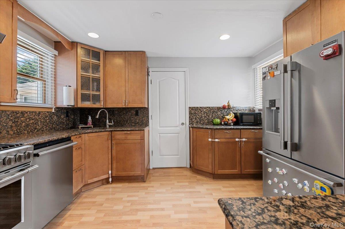 Single Family Prospect  Nassau County, NY 11563, MLS-916170-13