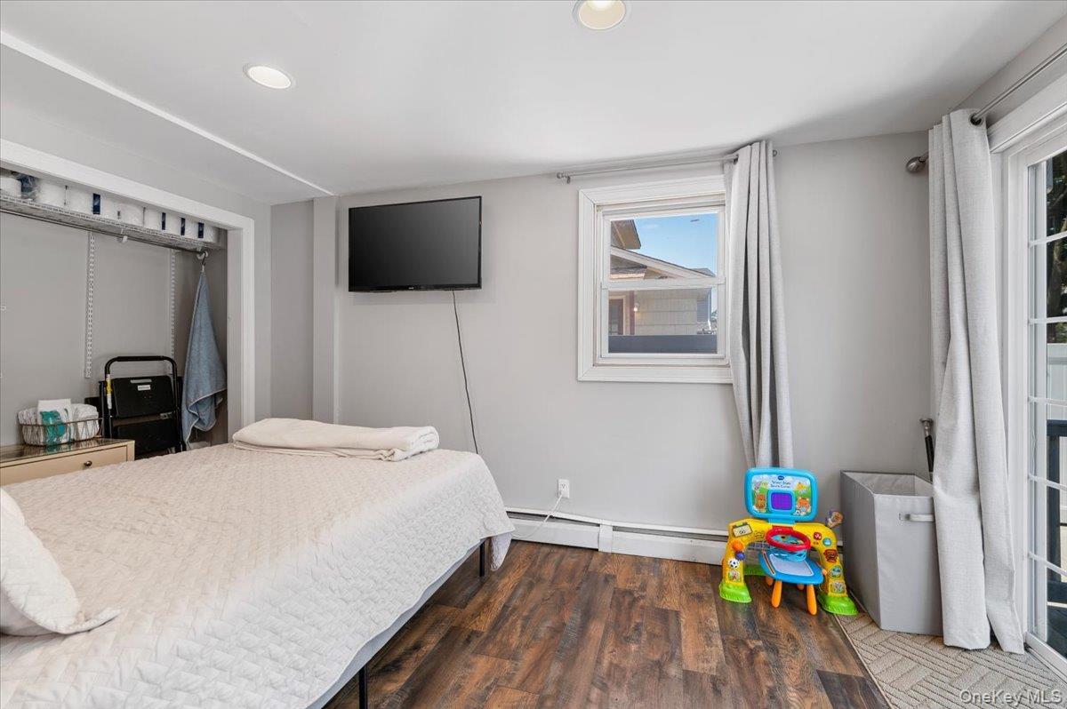 Single Family Prospect  Nassau County, NY 11563, MLS-916170-16