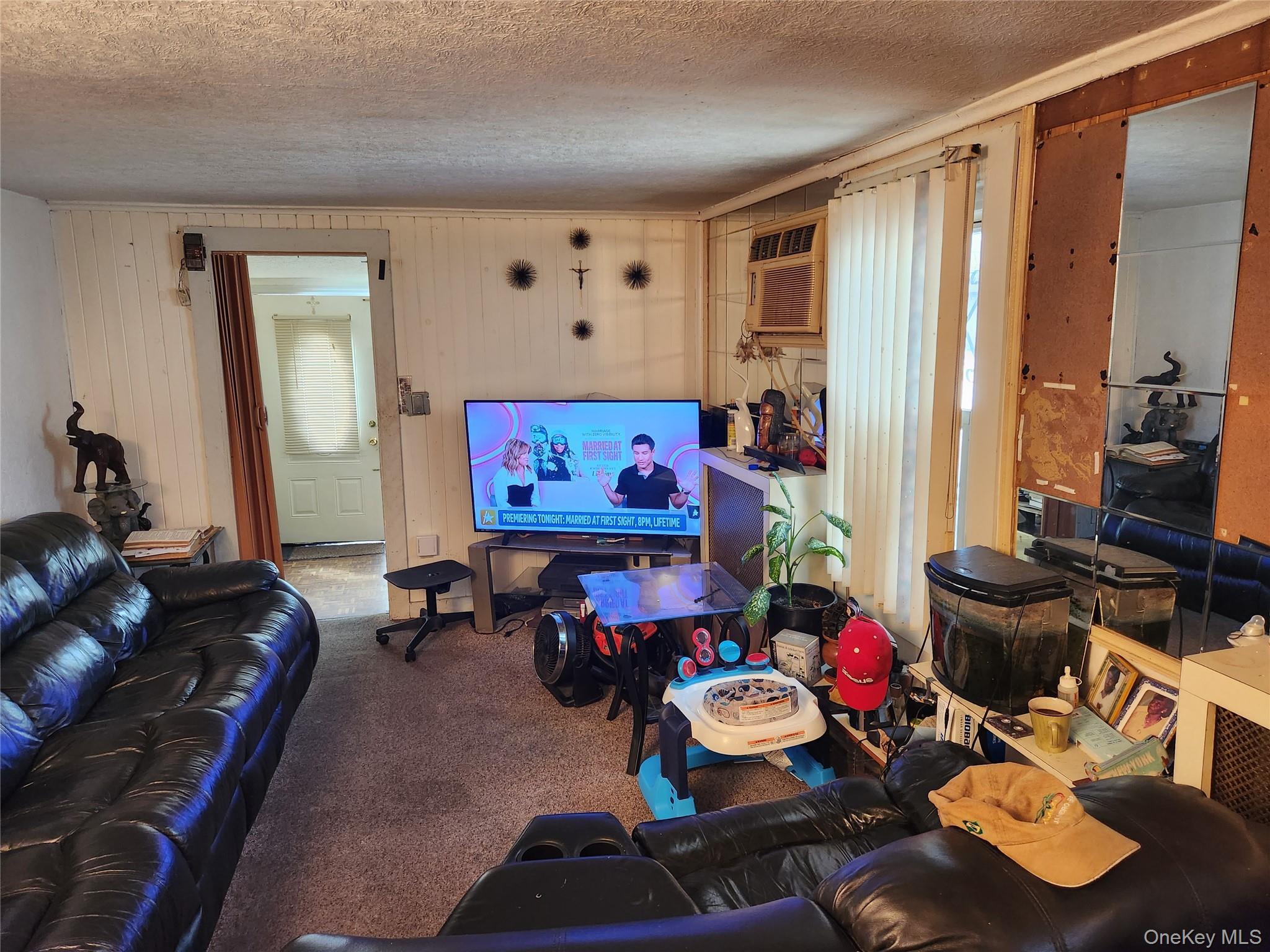 Single Family Sheridan Nassau County, NY 11575, MLS-916255-5