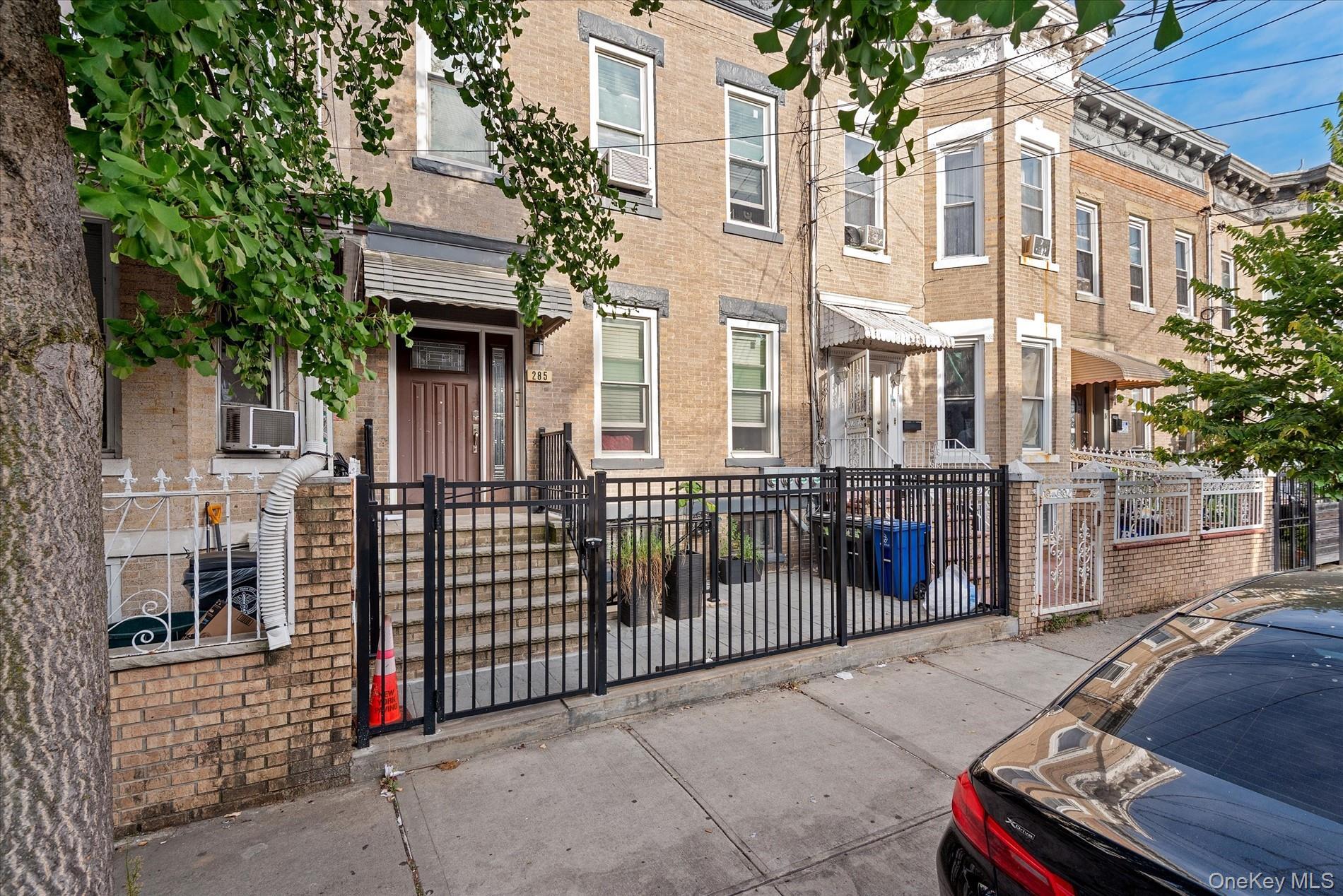 Single Family Lincoln  Brooklyn, NY 11208, MLS-916263-2