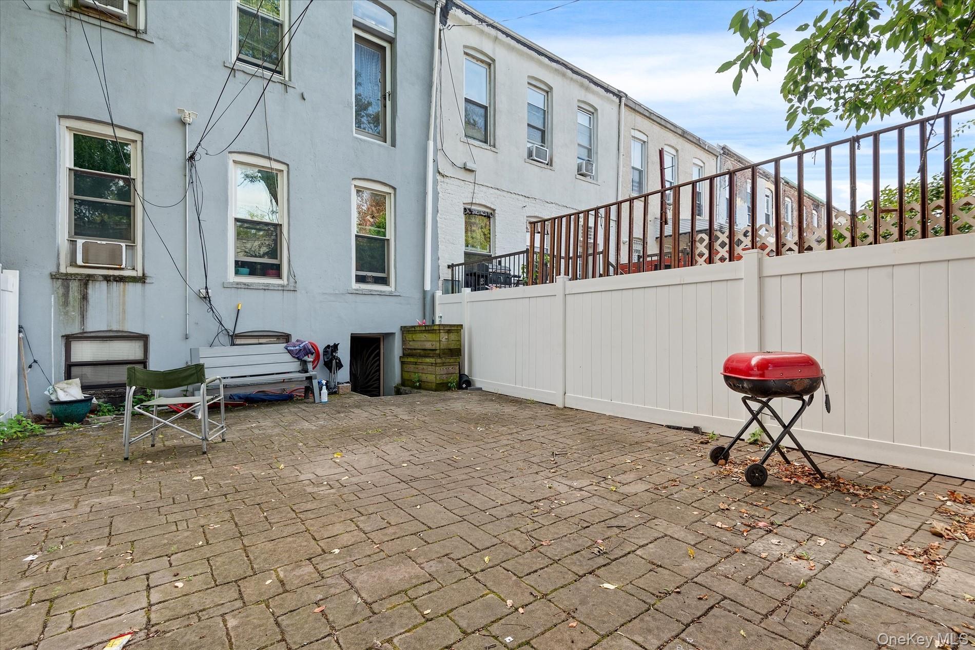 Single Family Lincoln  Brooklyn, NY 11208, MLS-916263-32