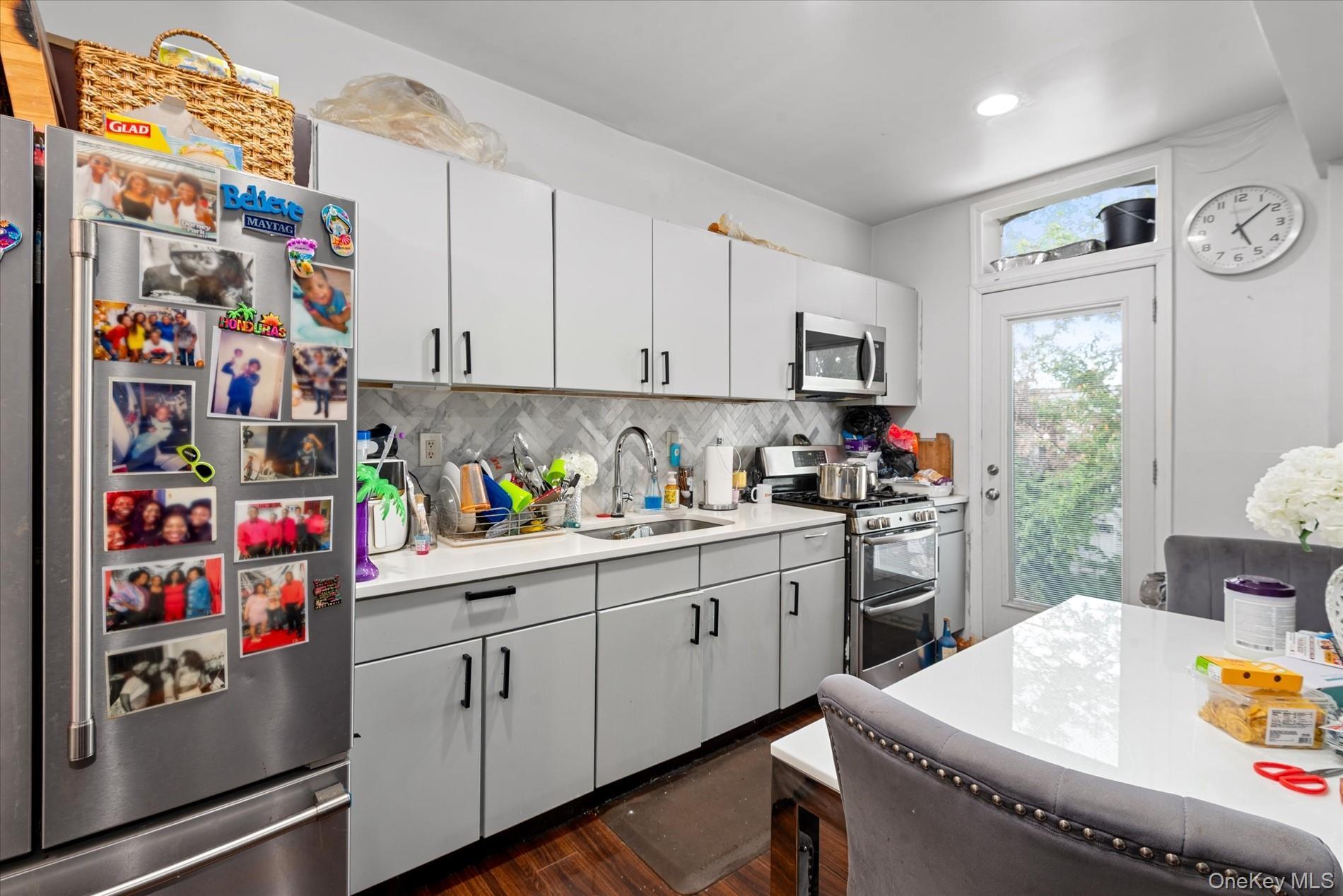 Single Family Lincoln  Brooklyn, NY 11208, MLS-916263-6