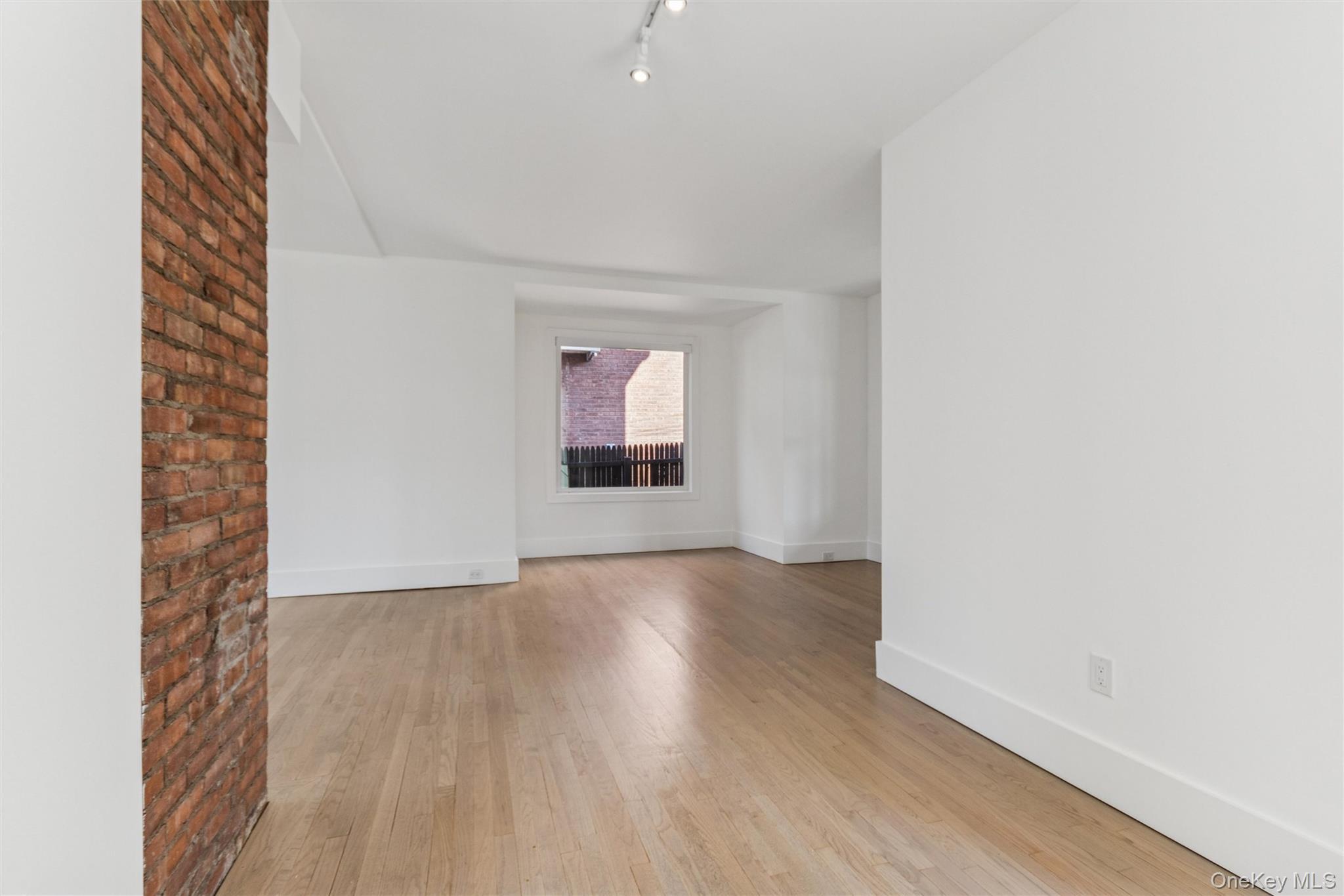 Single Family South  Dutchess County, NY 12508, MLS-916289-15