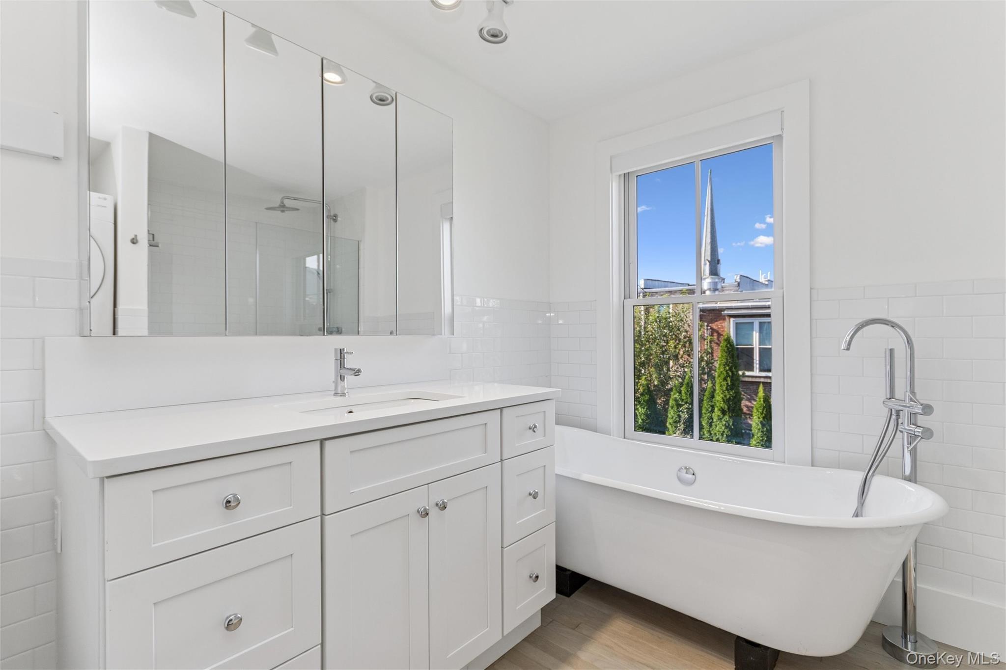 Single Family South  Dutchess County, NY 12508, MLS-916289-25