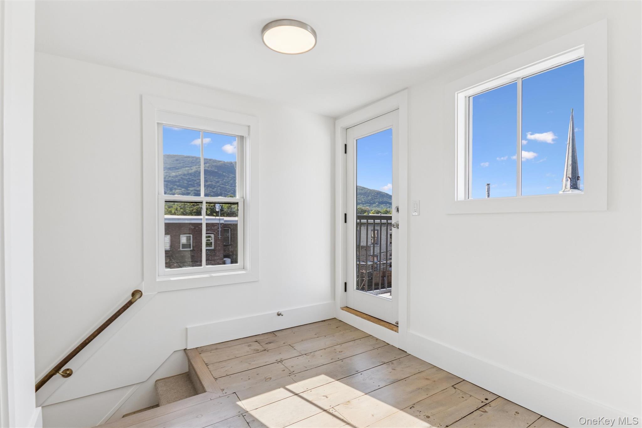 Single Family South  Dutchess County, NY 12508, MLS-916289-27