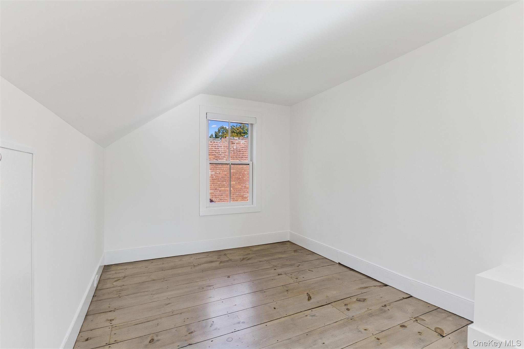 Single Family South  Dutchess County, NY 12508, MLS-916289-32