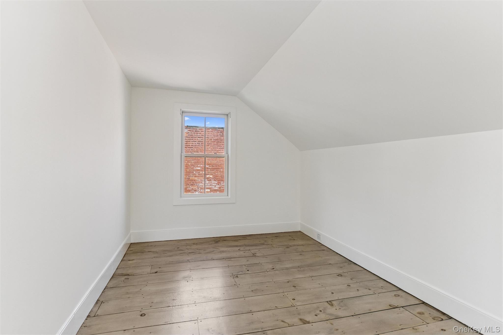 Single Family South  Dutchess County, NY 12508, MLS-916289-33