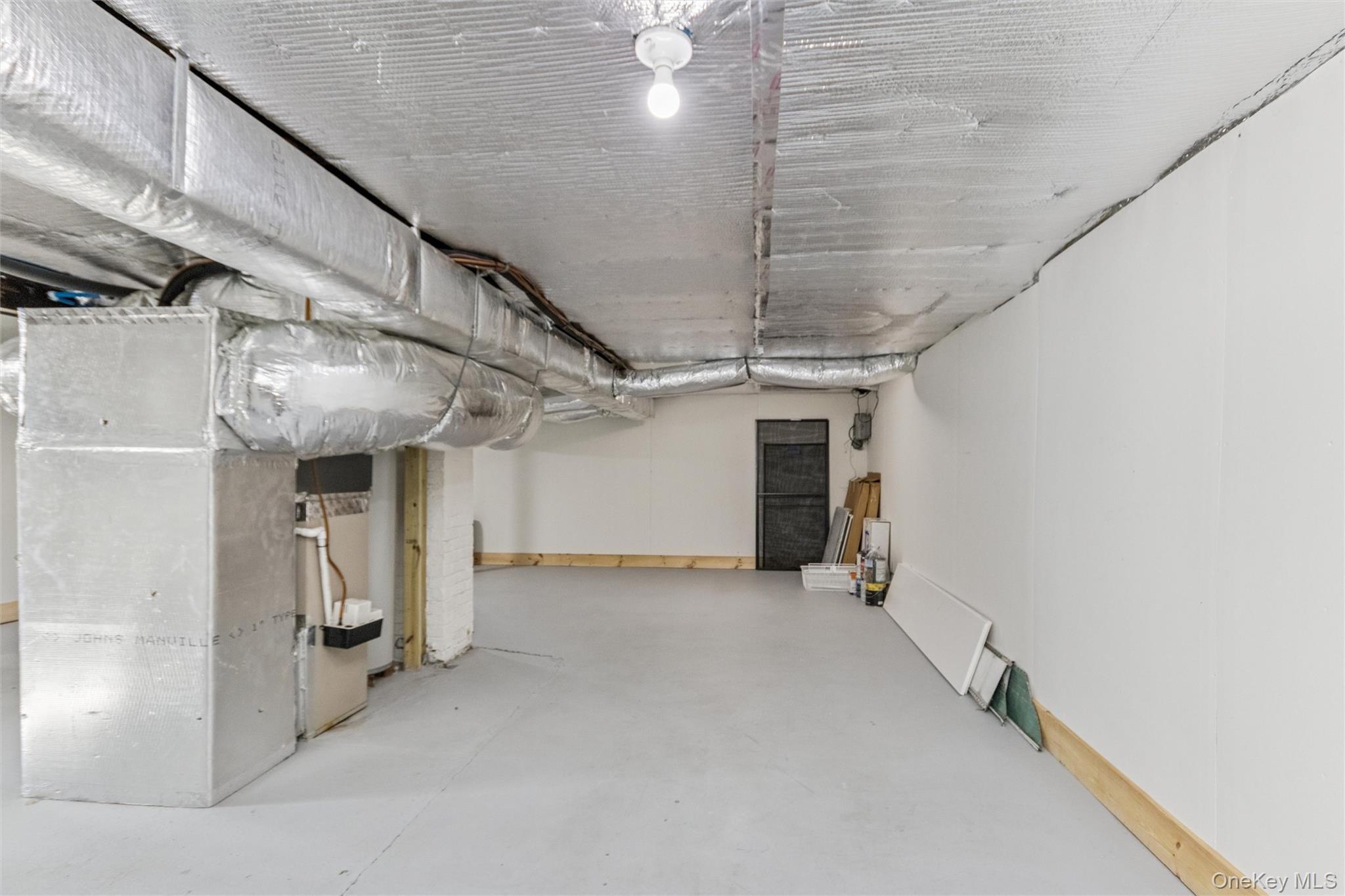 Single Family South  Dutchess County, NY 12508, MLS-916289-37