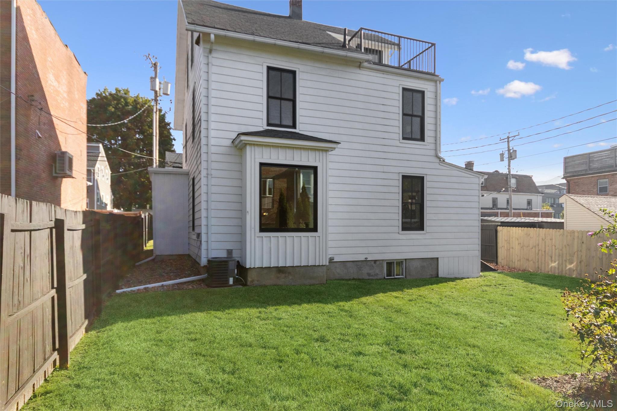 Single Family South  Dutchess County, NY 12508, MLS-916289-39