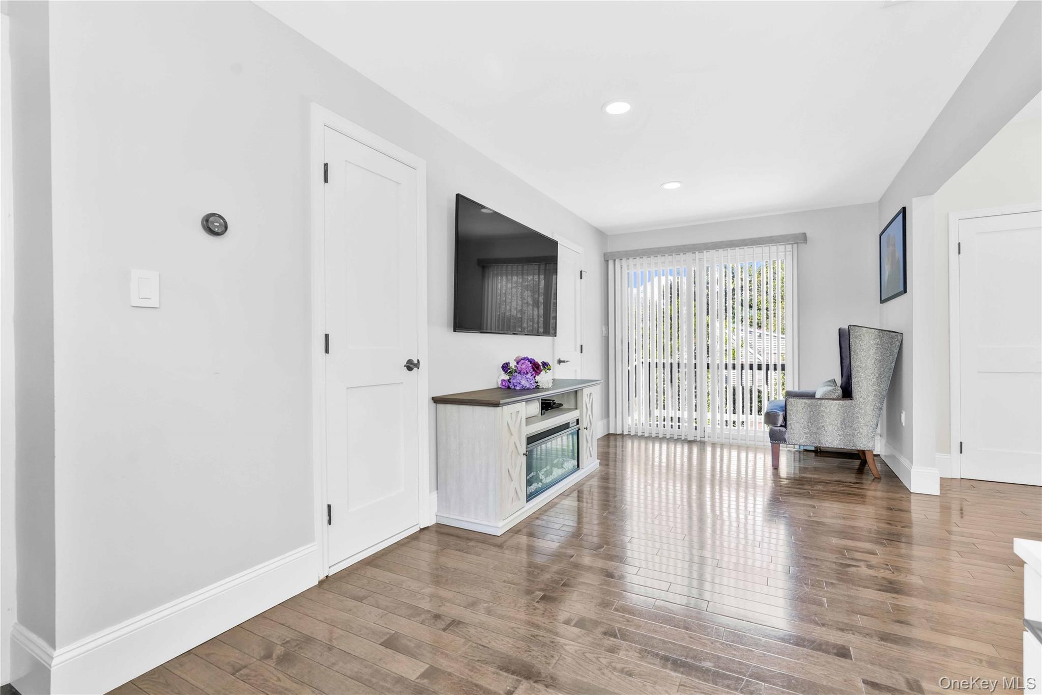 Single Family Amherst  Suffolk County, NY 11787, MLS-916301-19