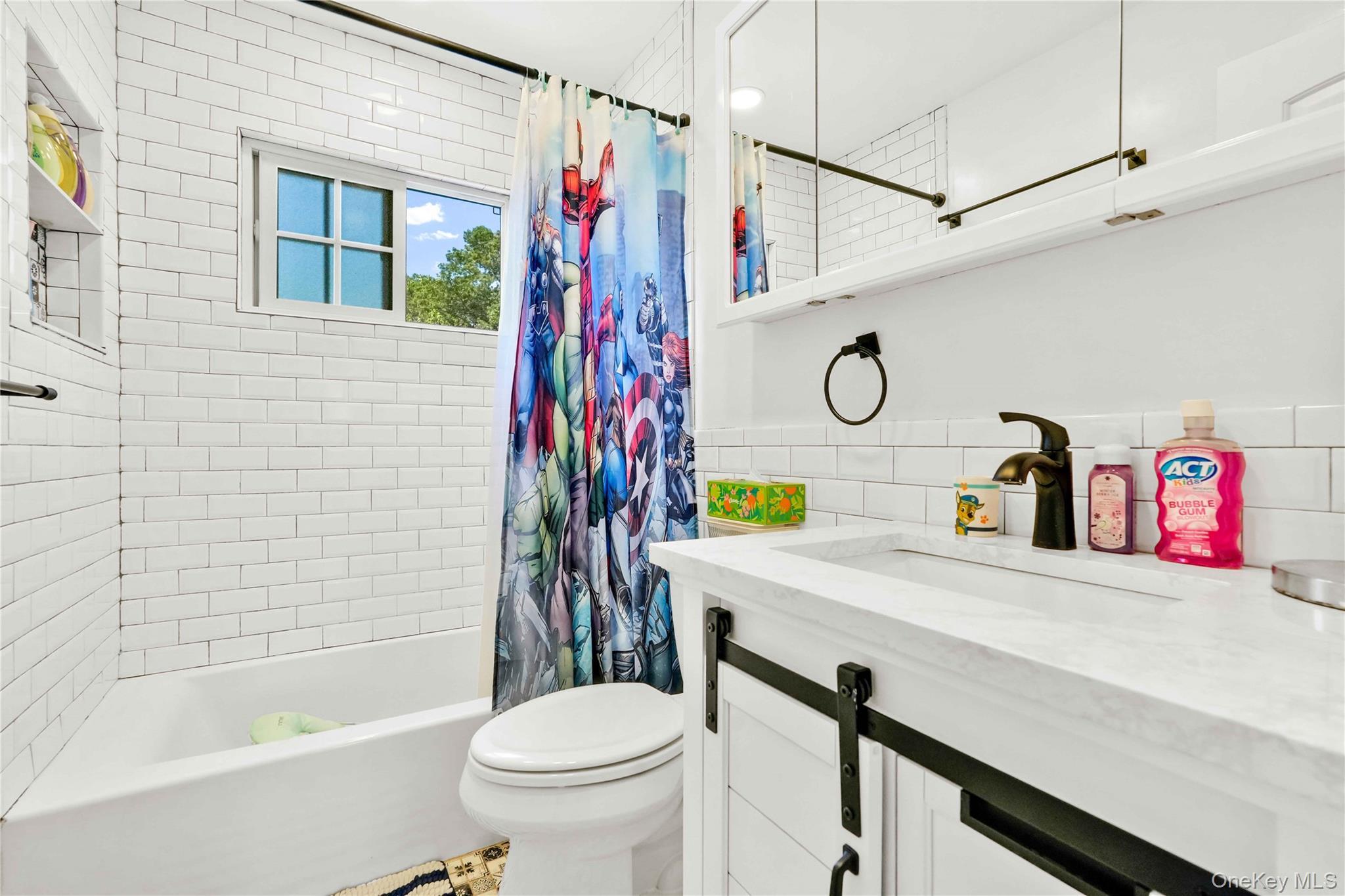 Single Family Amherst  Suffolk County, NY 11787, MLS-916301-21