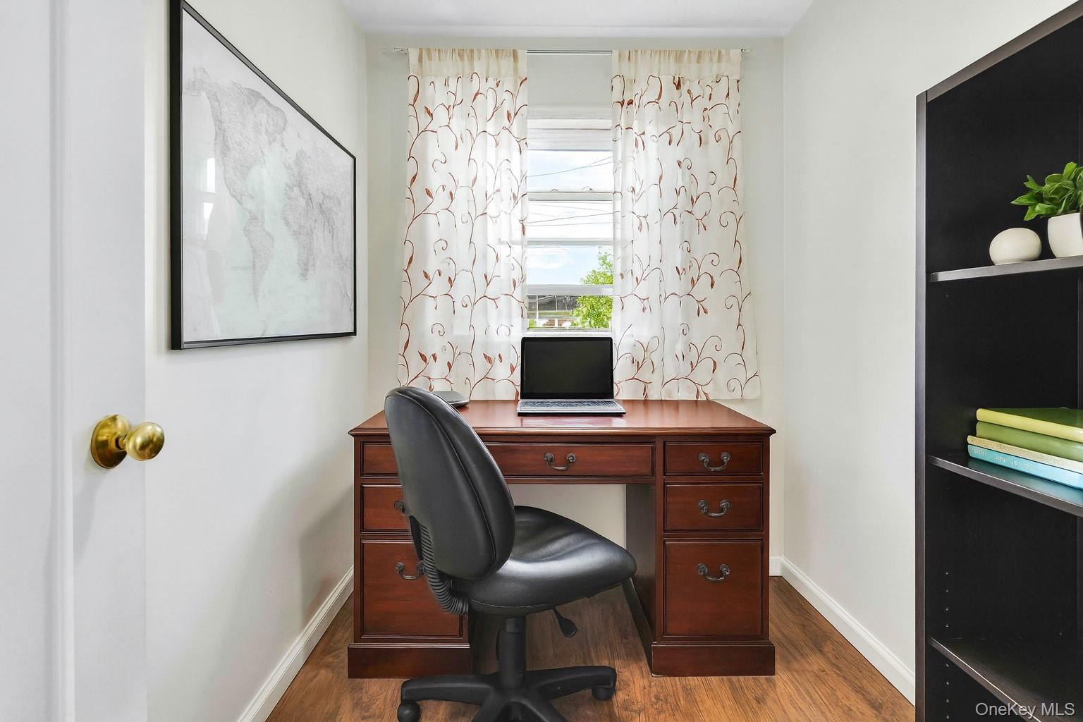 Single Family Stickney  Bronx, NY 10469, MLS-916323-7