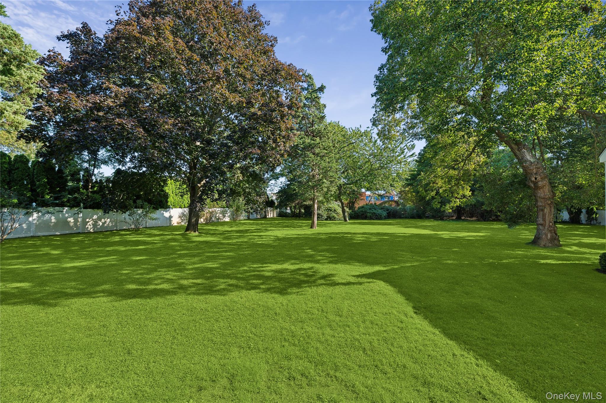 Single Family Oneck  Suffolk County, NY 11978, MLS-916332-25