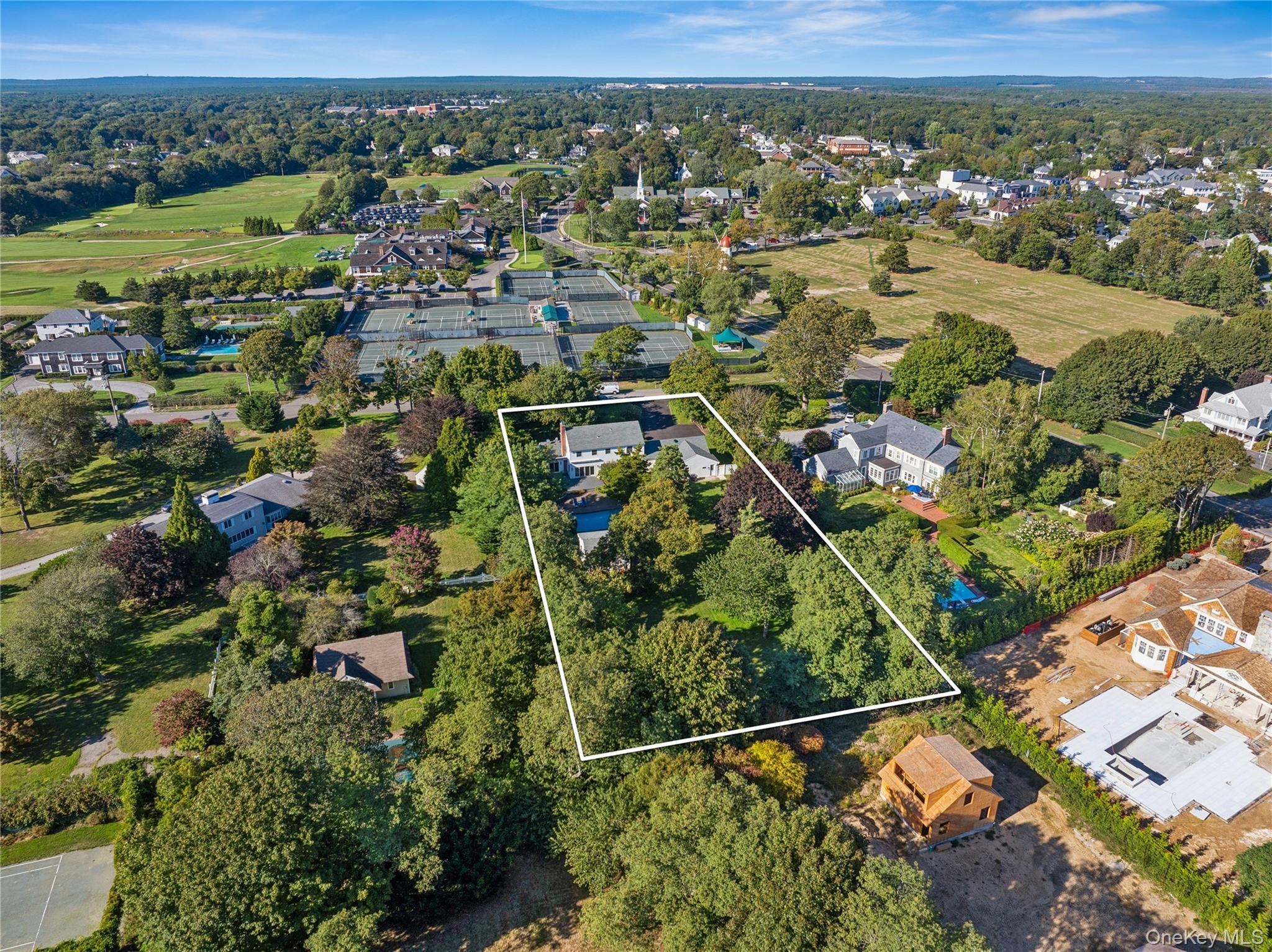 Single Family Oneck  Suffolk County, NY 11978, MLS-916332-28