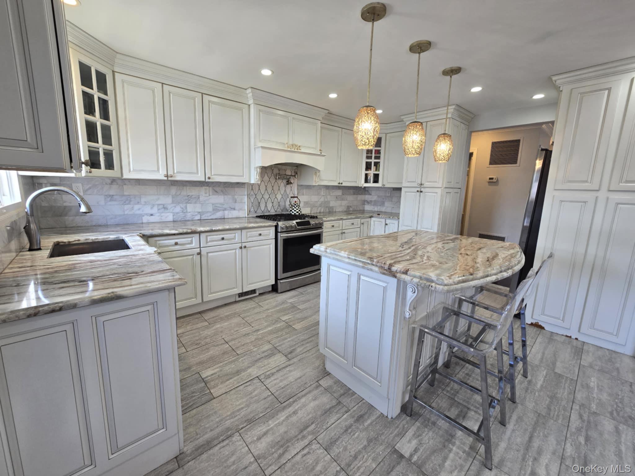 Single Family 88th Street  Queens, NY 11414, MLS-916354-3