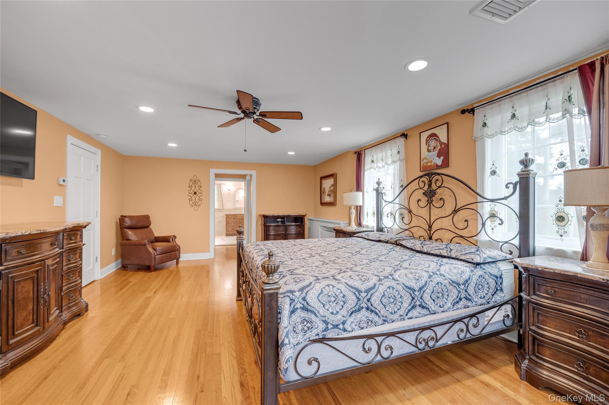 Single Family Field  Nassau County, NY 11801, MLS-916368-15