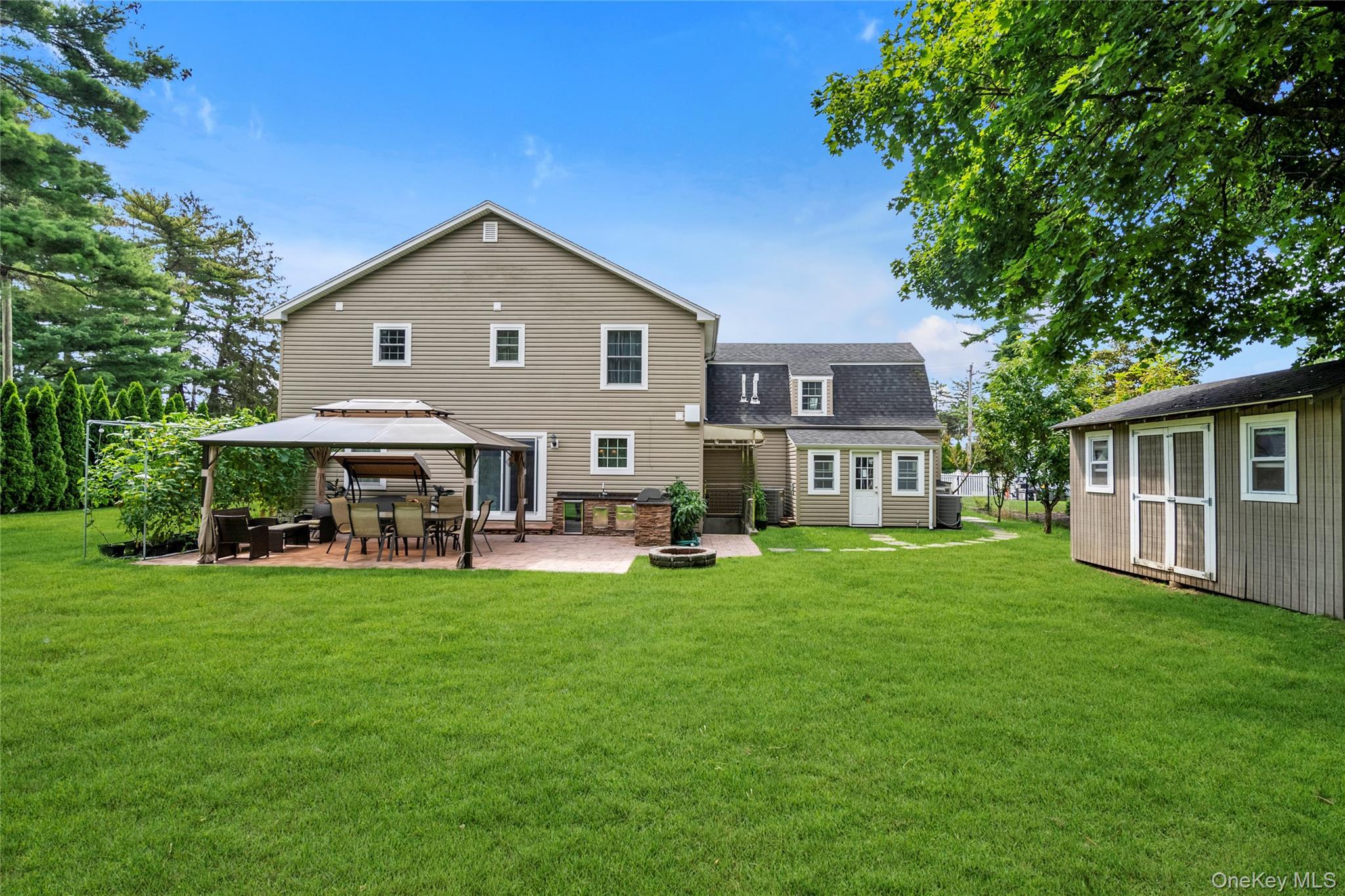 Single Family Field  Nassau County, NY 11801, MLS-916368-26