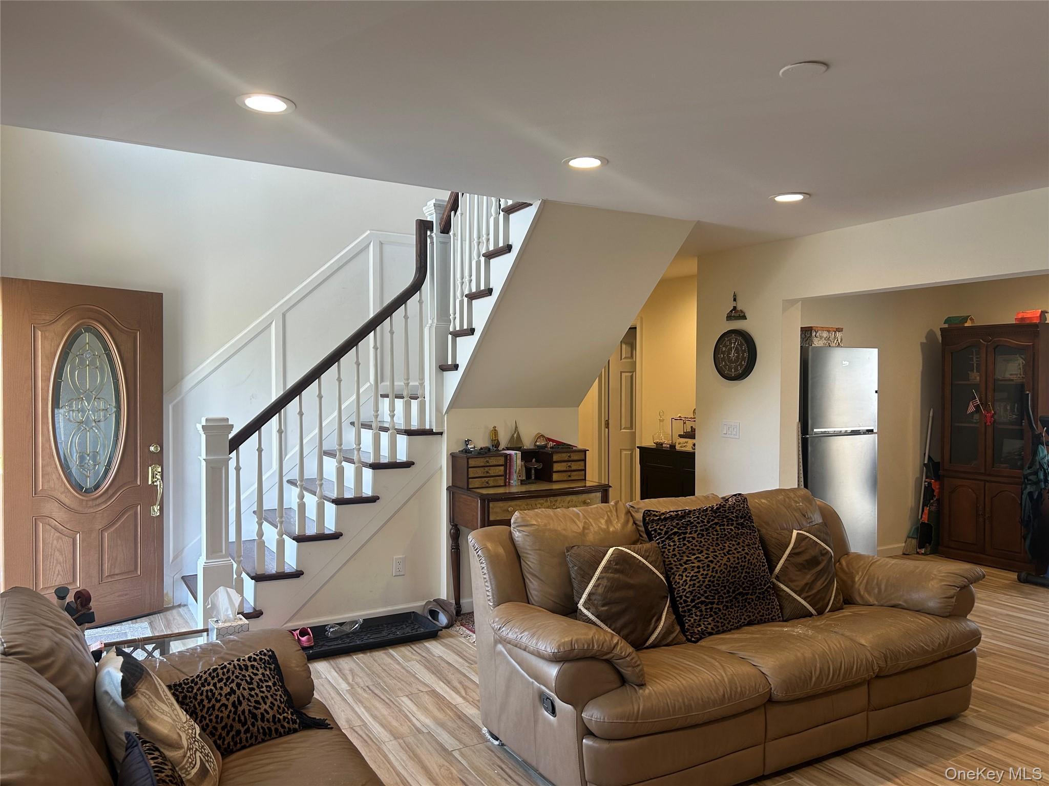 Single Family Riviera  Suffolk County, NY 11757, MLS-916400-11