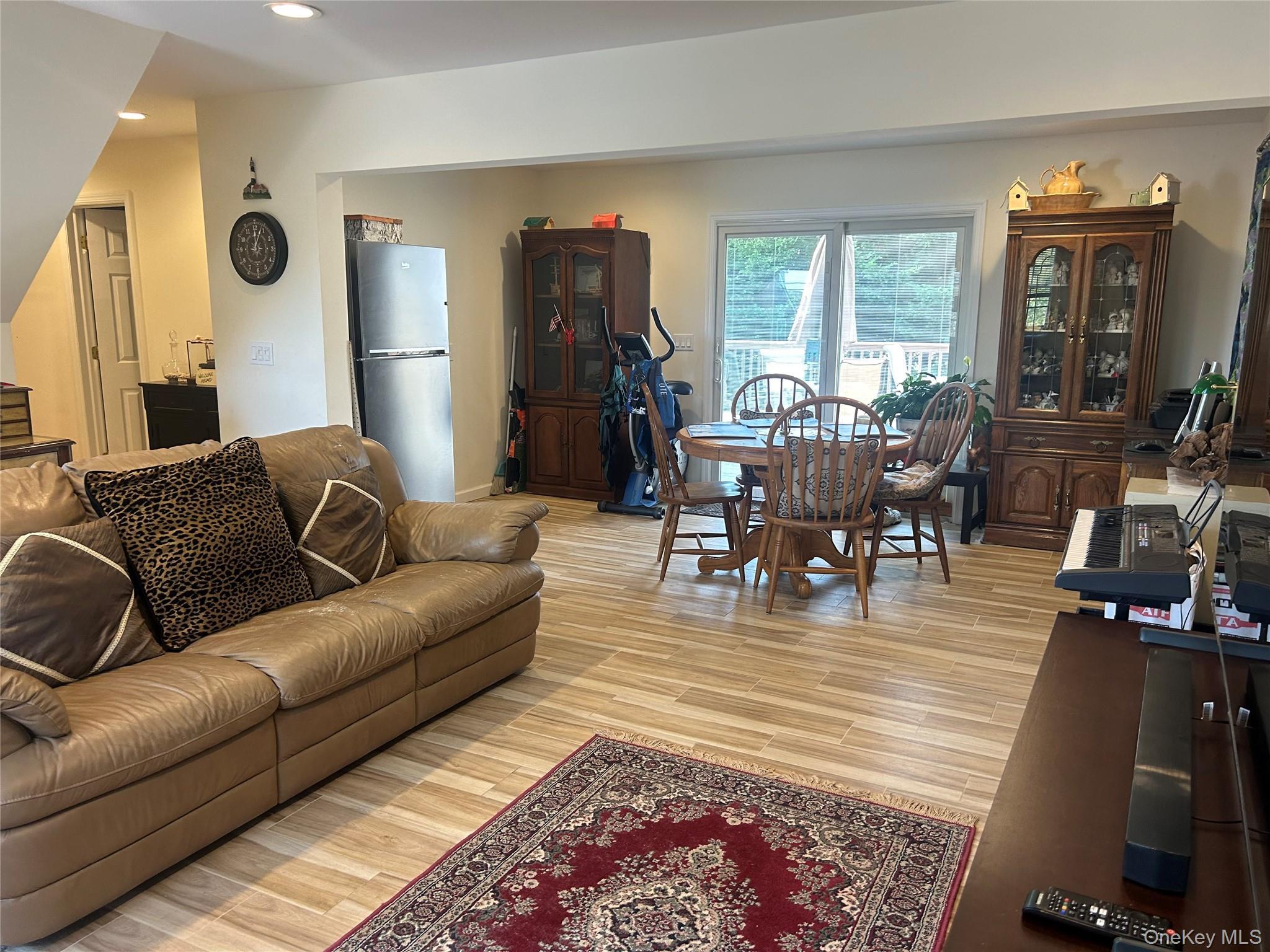 Single Family Riviera  Suffolk County, NY 11757, MLS-916400-13