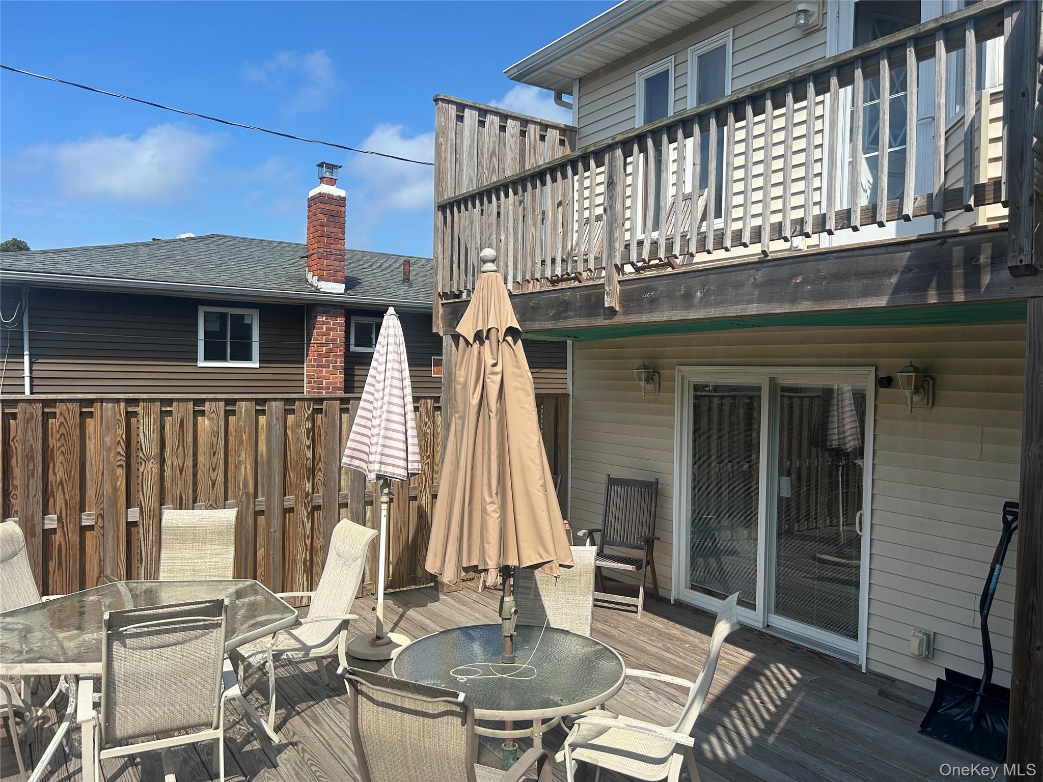 Single Family Riviera  Suffolk County, NY 11757, MLS-916400-37