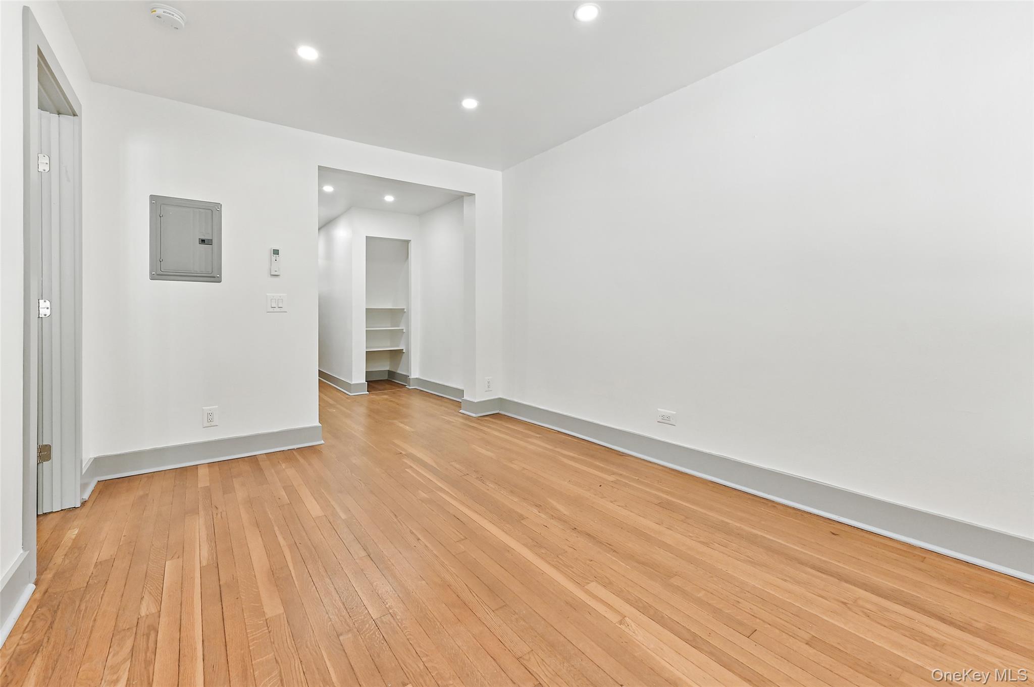 Apartment Fieldston Bronx, NY 10471, MLS-916451-12