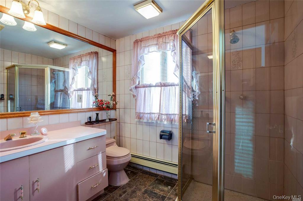 Single Family 149th Queens, NY 11357, MLS-916453-9