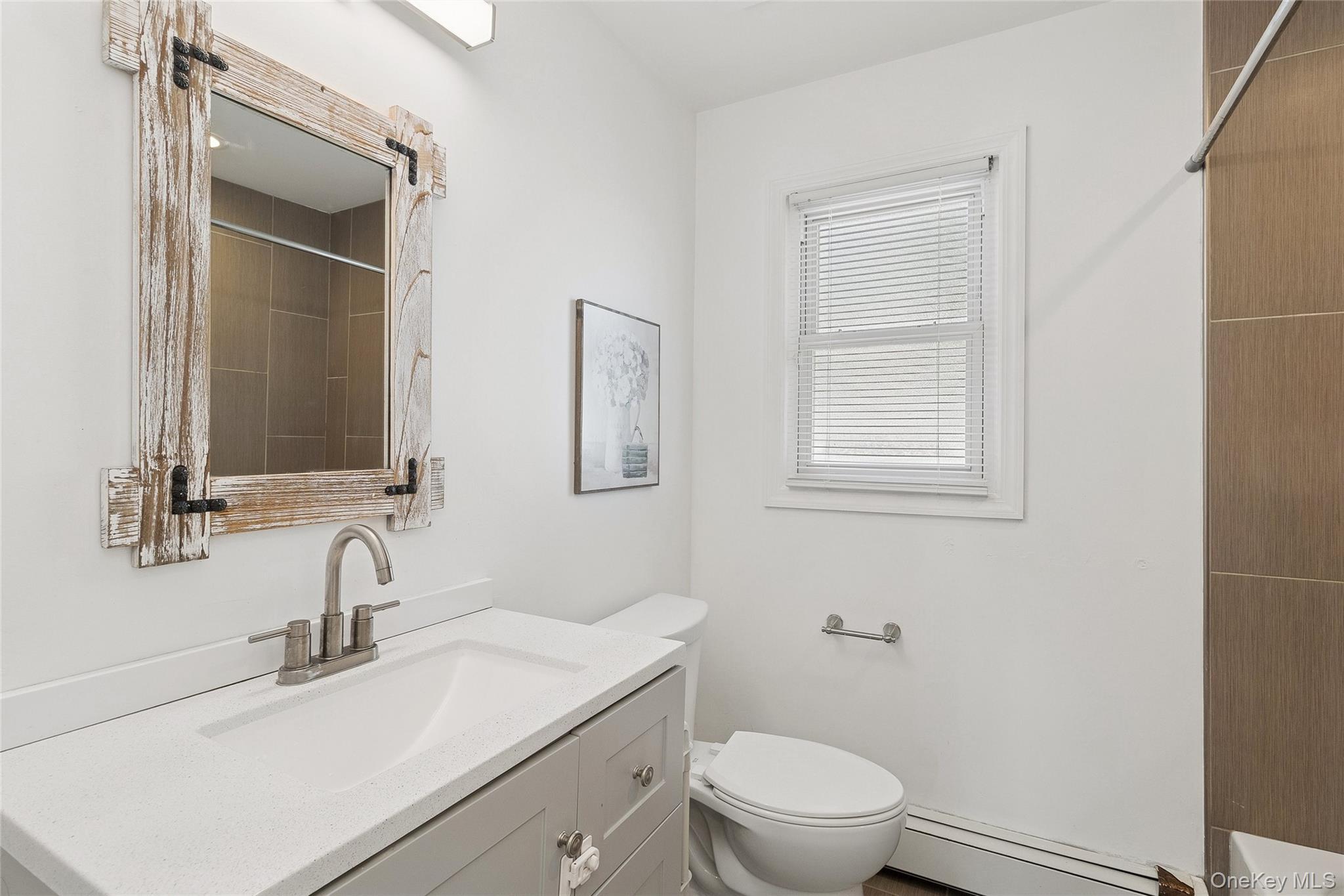 Single Family Pinetop Suffolk County, NY 11967, MLS-916464-17